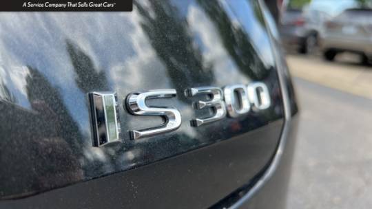 2023 lexus is 300 base