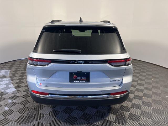 2023 jeep grand cherokee laredo
