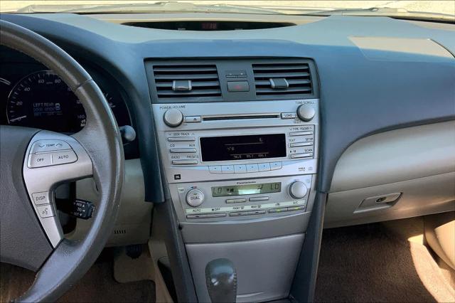 2011 toyota camry hybrid base