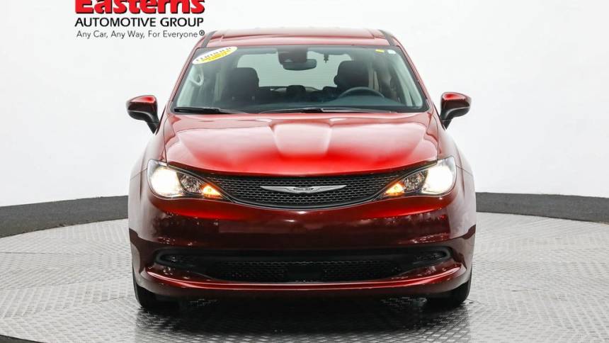 2022 chrysler voyager lx