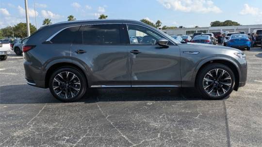 2024 Mazda CX-90