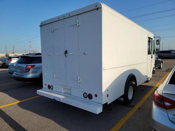 2013 ford econoline 350 chassis in saint louis, missouri