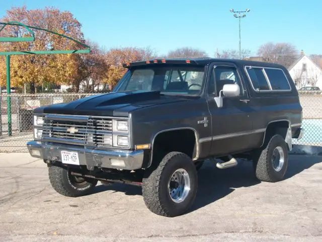 1981 chevrolet 2door k5 blazer 5.7l