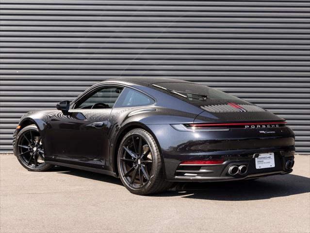 2022 porsche 911 carrera