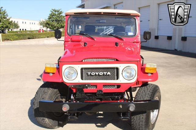 1982 toyota land cruiser base