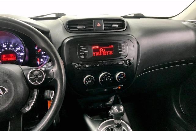2015 kia soul base