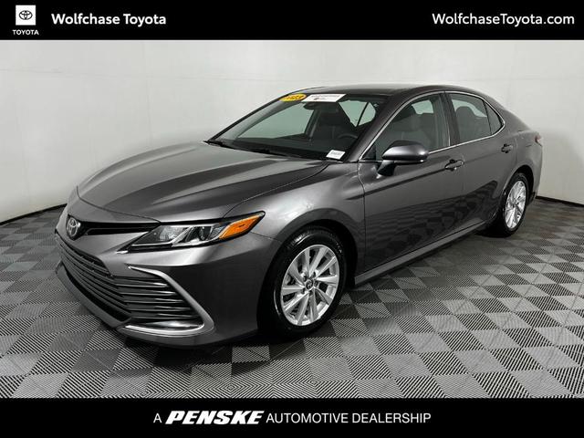 2023 toyota camry le