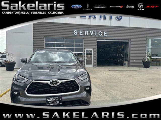 2023 toyota highlander le