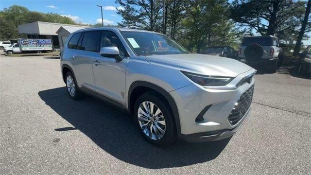 2024 toyota grand highlander in woodstock, georgia