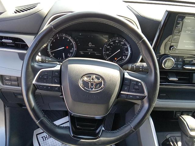 2021 toyota highlander xle