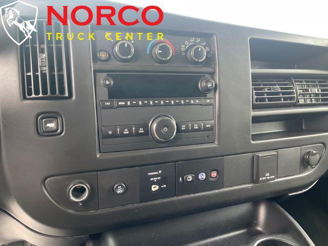 2017 chevrolet express 3500 lt