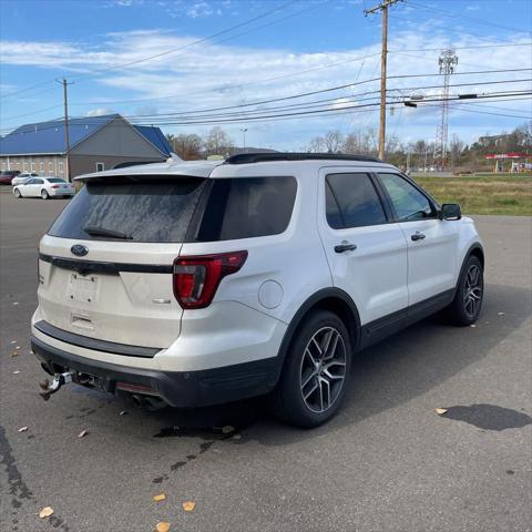 2018 ford explorer sport