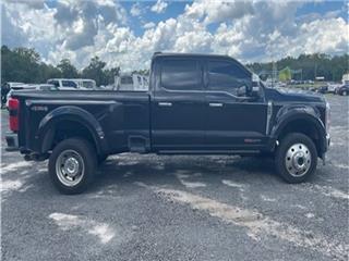 2023 Ford F-450 lariat