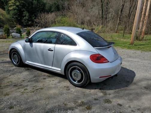 2015 volkswagen beetle 1.8t in claremont, new hampshire