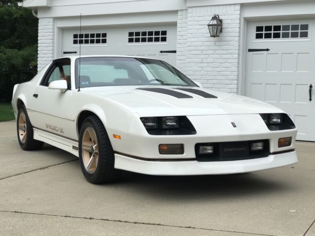 camaro z28 iroc z with only 9500 original miles. time capsule like new