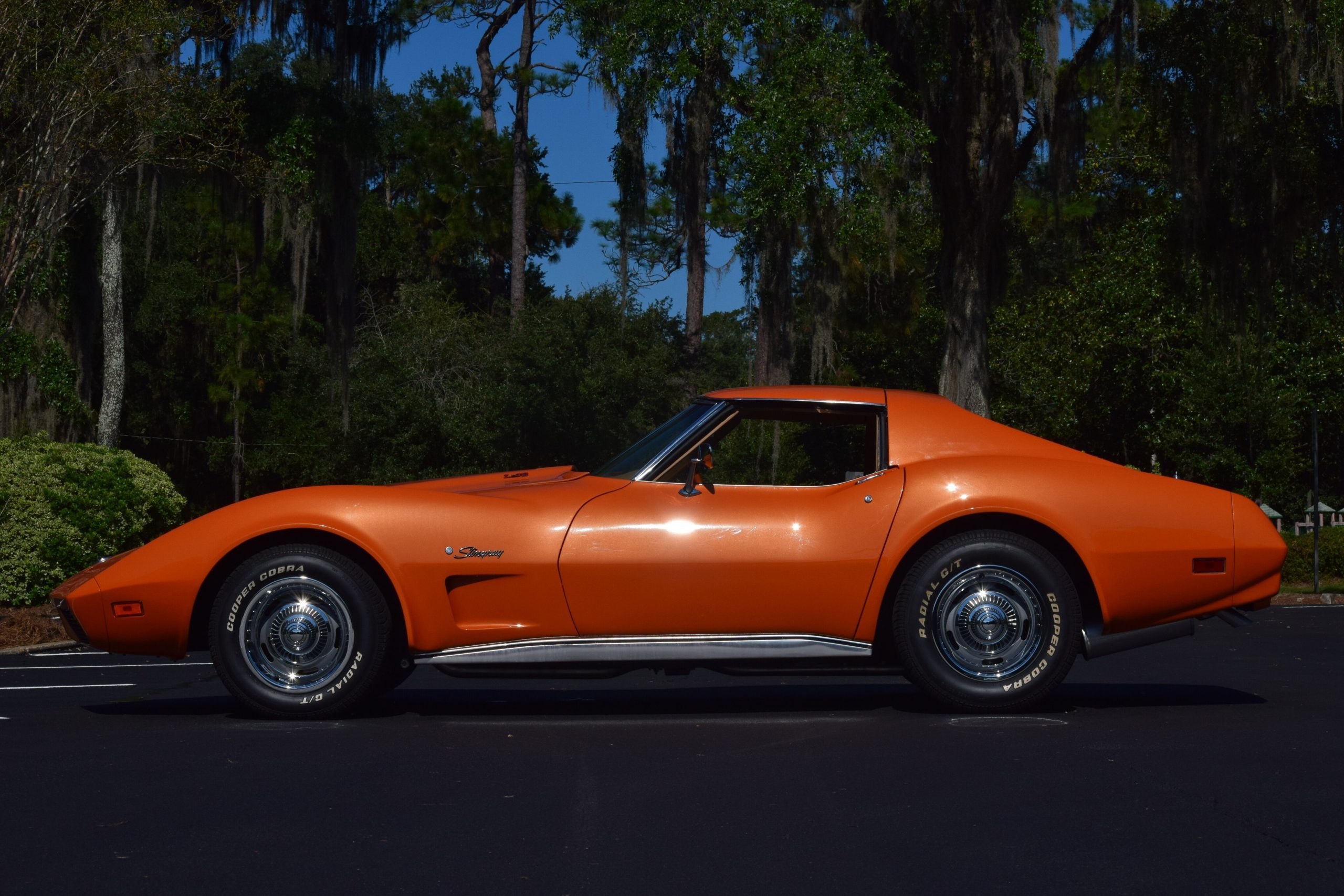 1974 chevrolet corvette coupe