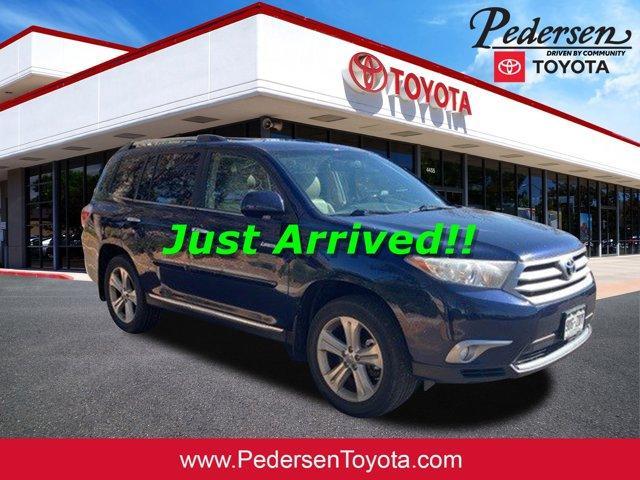 2013 toyota highlander limited