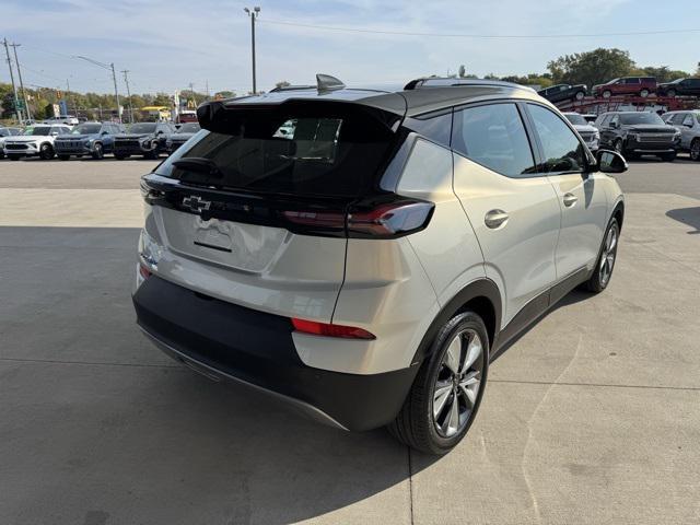 2022 chevrolet bolt euv fwd lt