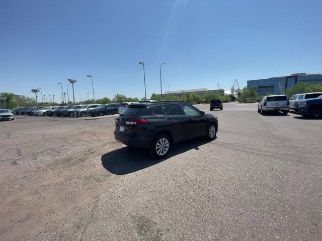 2023 toyota corolla cross le