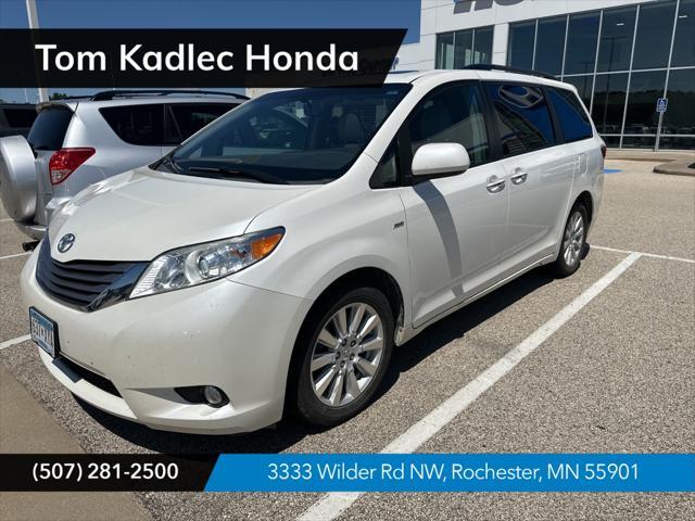 2017 toyota sienna xle