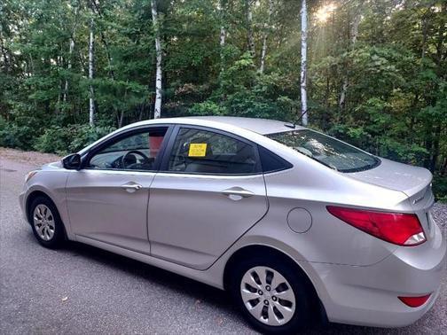 2016 hyundai accent in co bluffs, iowa