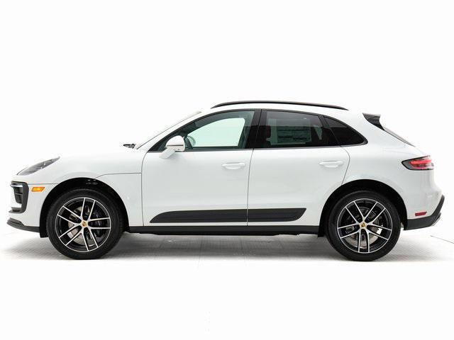 2024 porsche macan base