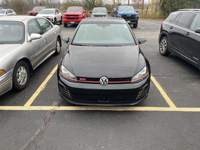 2015 volkswagen golf gti 2.0t se w/performance package 2-door