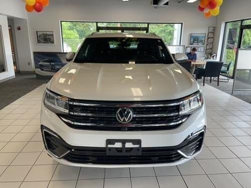 2022 volkswagen atlas cross sport in manhattan, new york