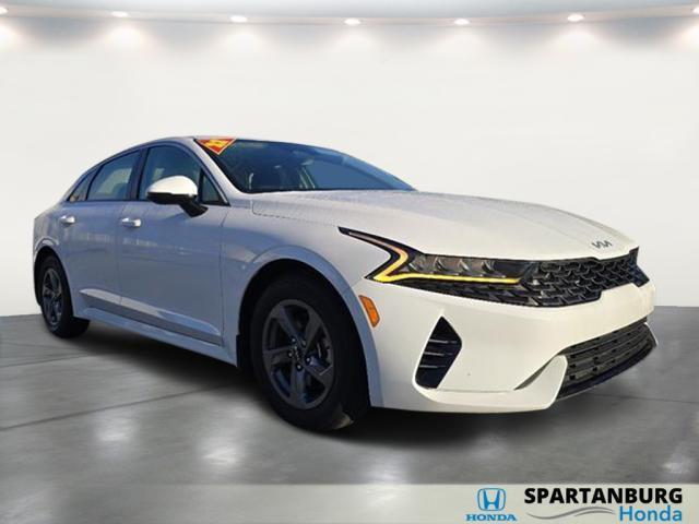 2022 kia k5 lx