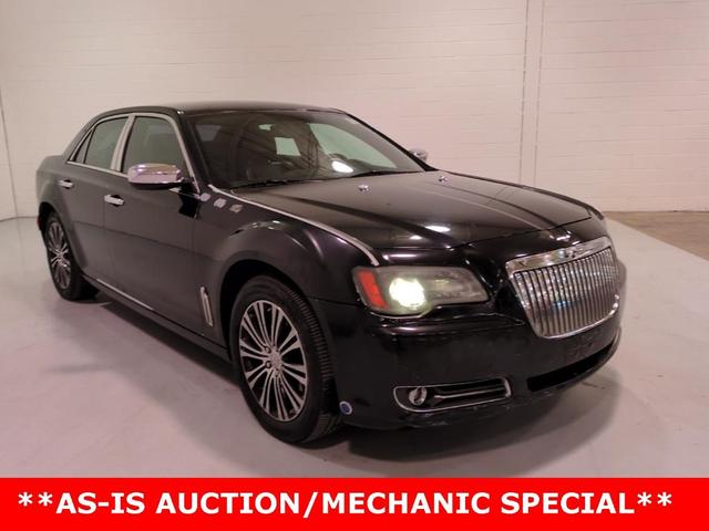 2013 chrysler 300 s