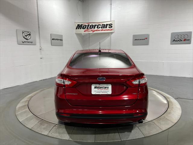 2016 ford fusion se