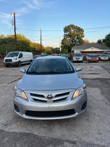 2011 toyota corolla le