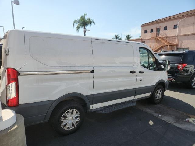 2017 ford transit-150 base