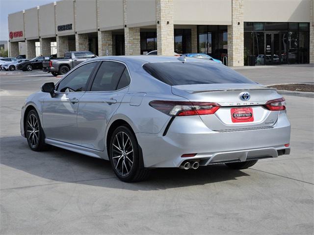 2024 toyota camry hybrid se