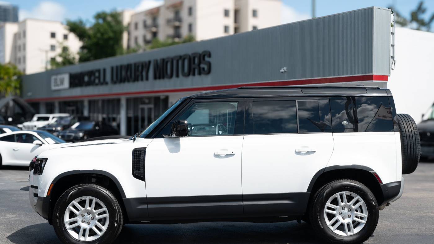 2023 land rover defender
