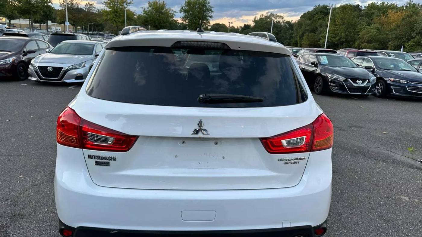 2013 mitsubishi outlander sport le