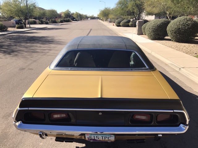 1972 dodge challenger r/t 440 clone