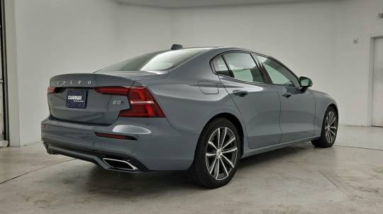 2022 Volvo S60