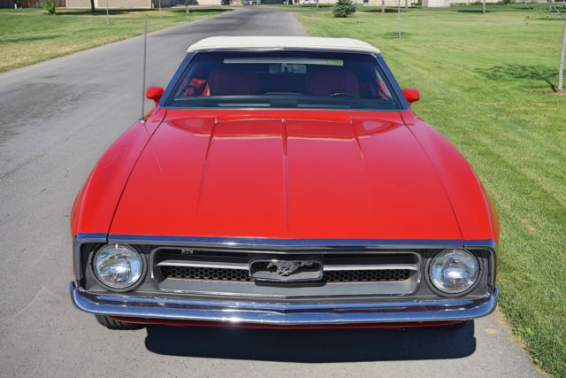 1971 ford mustang 58,998 miles red convertiable 302 automatic