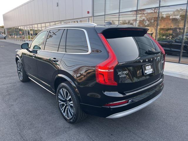 2022 volvo xc90 t6 momentum