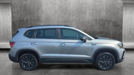 2024 Volkswagen Taos