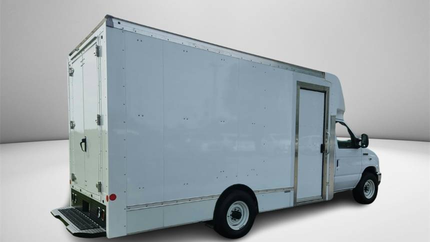 2022 ford e-series e-350 sd