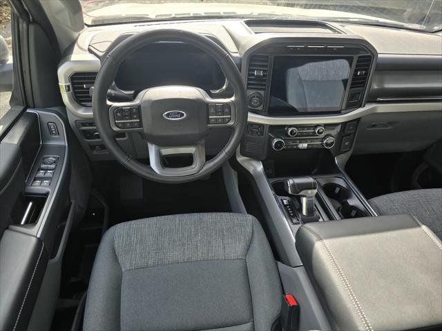 2022 ford f-150 lightning xlt