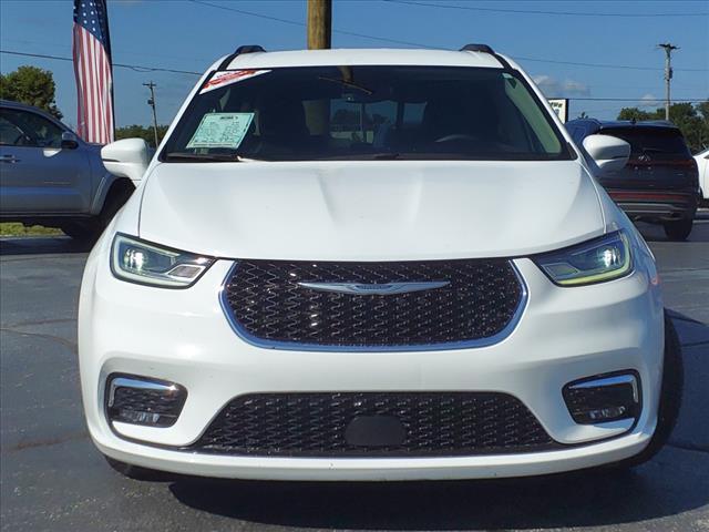 2022 chrysler pacifica touring l