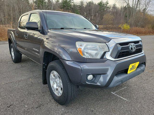 2015 toyota tacoma base