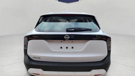2025 Nissan Kicks