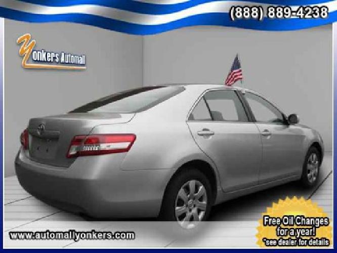 2011 toyota camry le in yonkers, ny