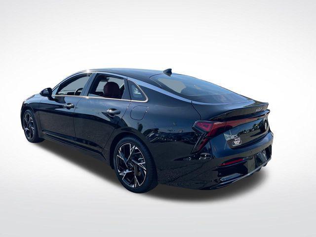 2025 kia k5 gt-line