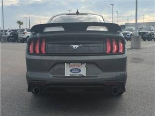 2022 Ford Mustang ecoboost