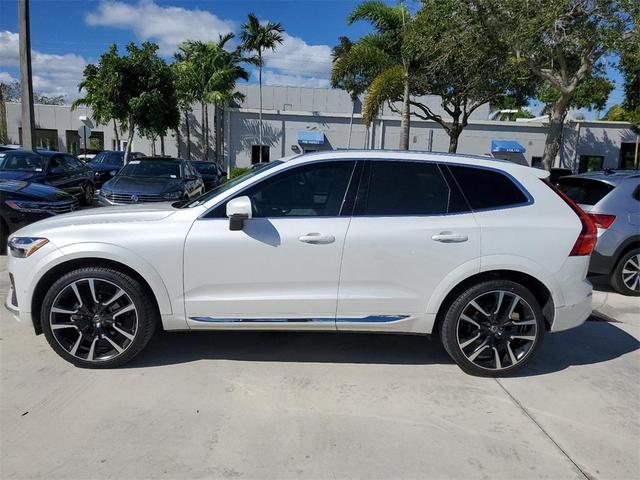 2023 volvo xc60 b5 ultimate bright theme